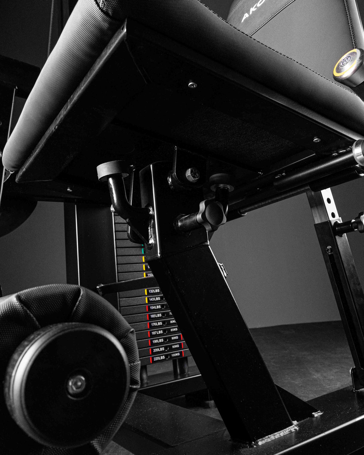 Máquina Dual Extensión de Cuádriceps y Femoral Tumbado
