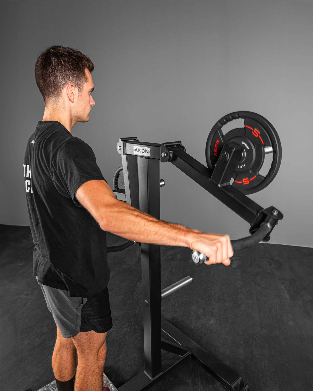 Máquina Elevaciones Laterales de Palanca de Pie