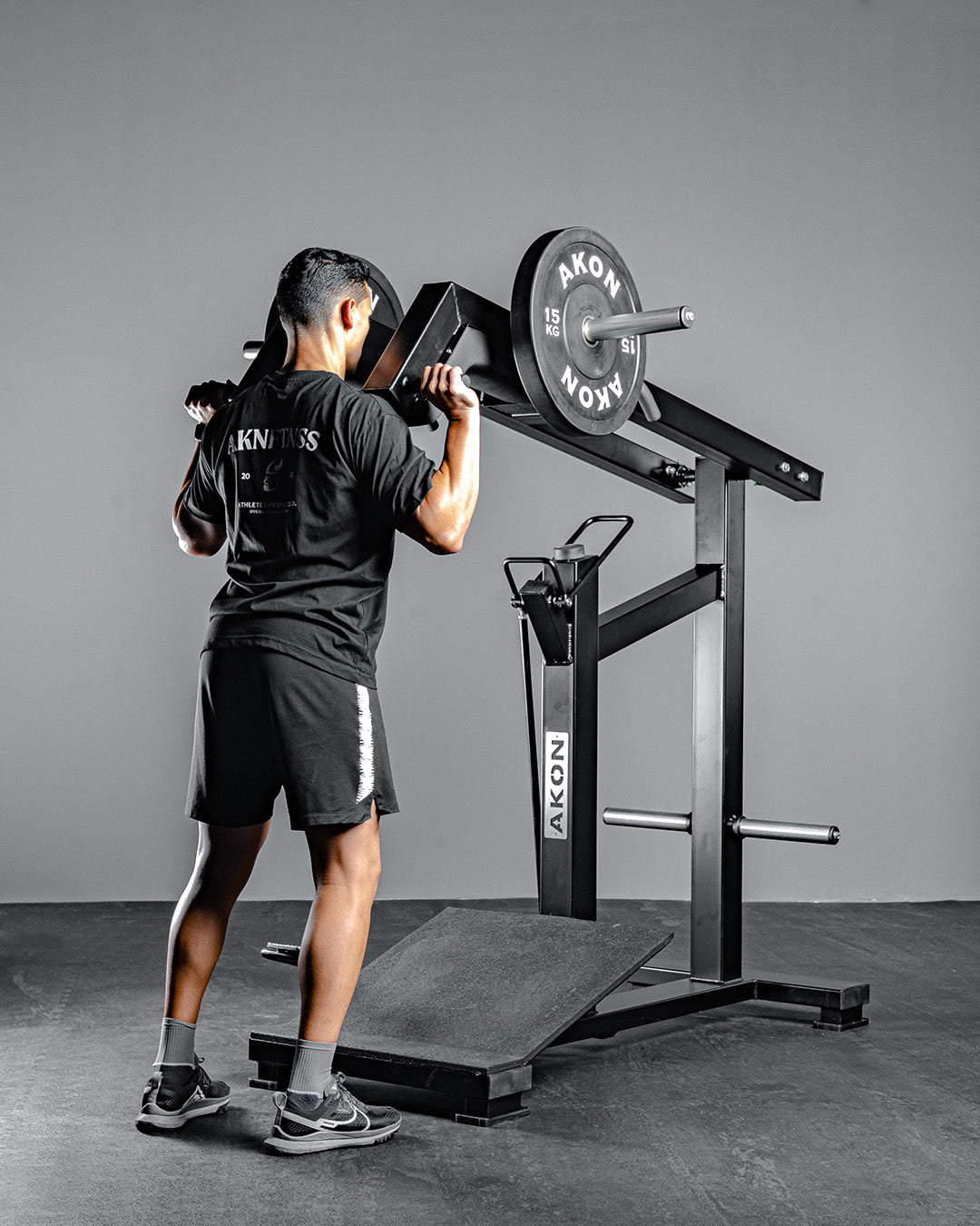 Hack Pendular para Femoral y Gemelo de Discos