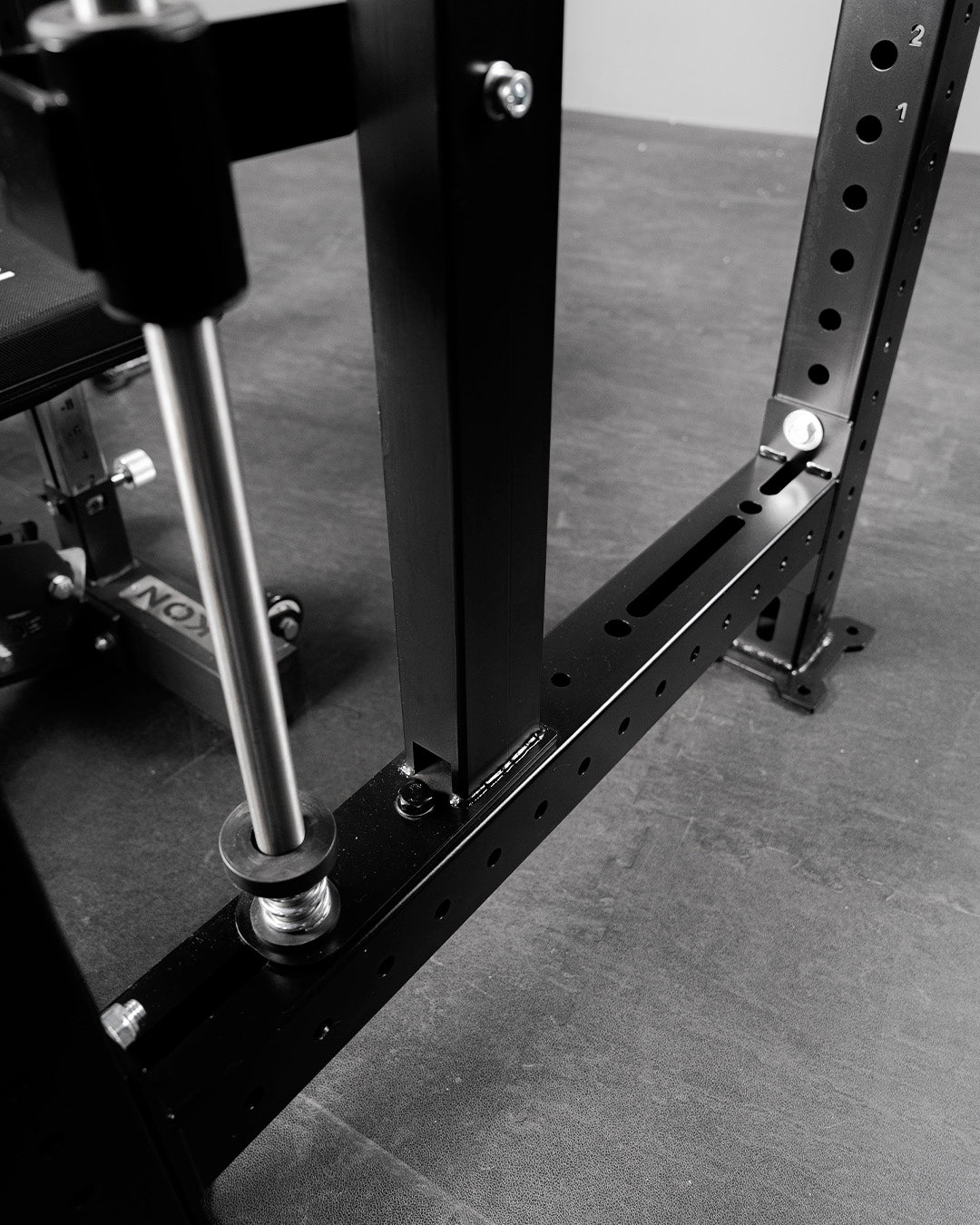 Jaula de Potencia con Multipower Smith Machine Ragnar