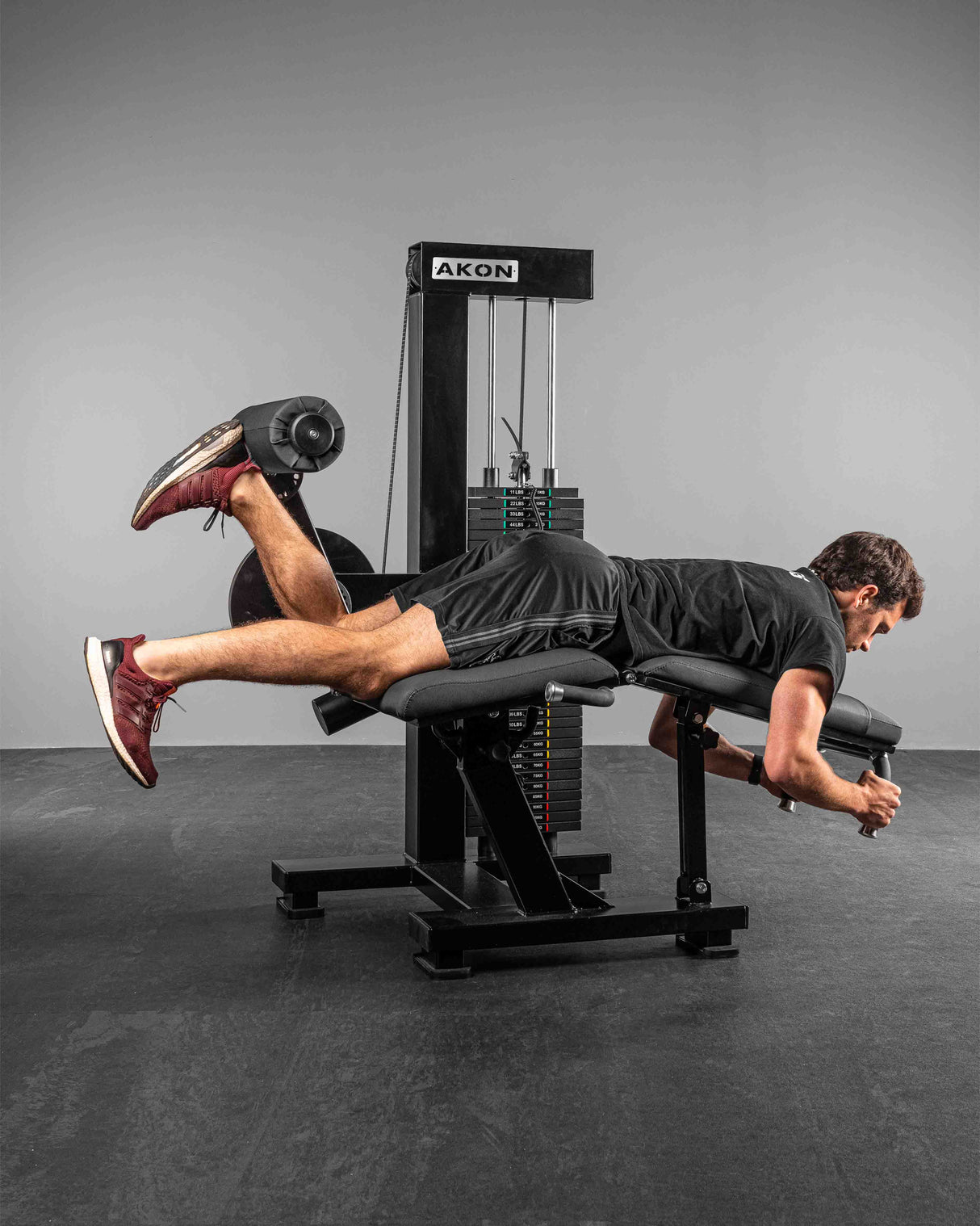 Máquina Dual Extensión de Cuádriceps y Femoral Tumbado
