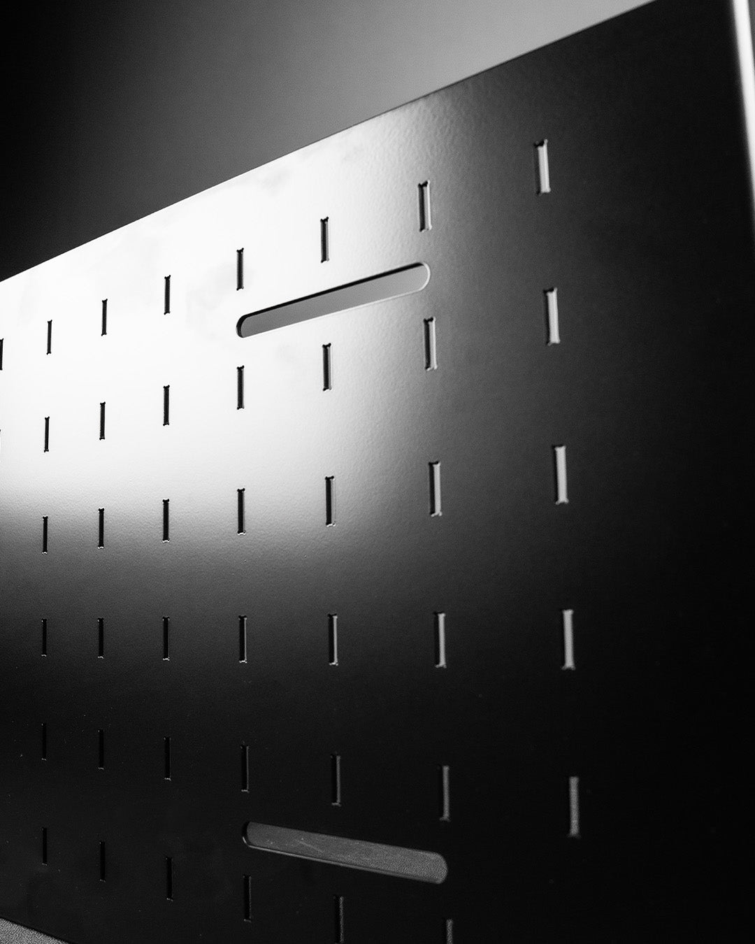 Panel de Almacenamiento Ragnar 1080
