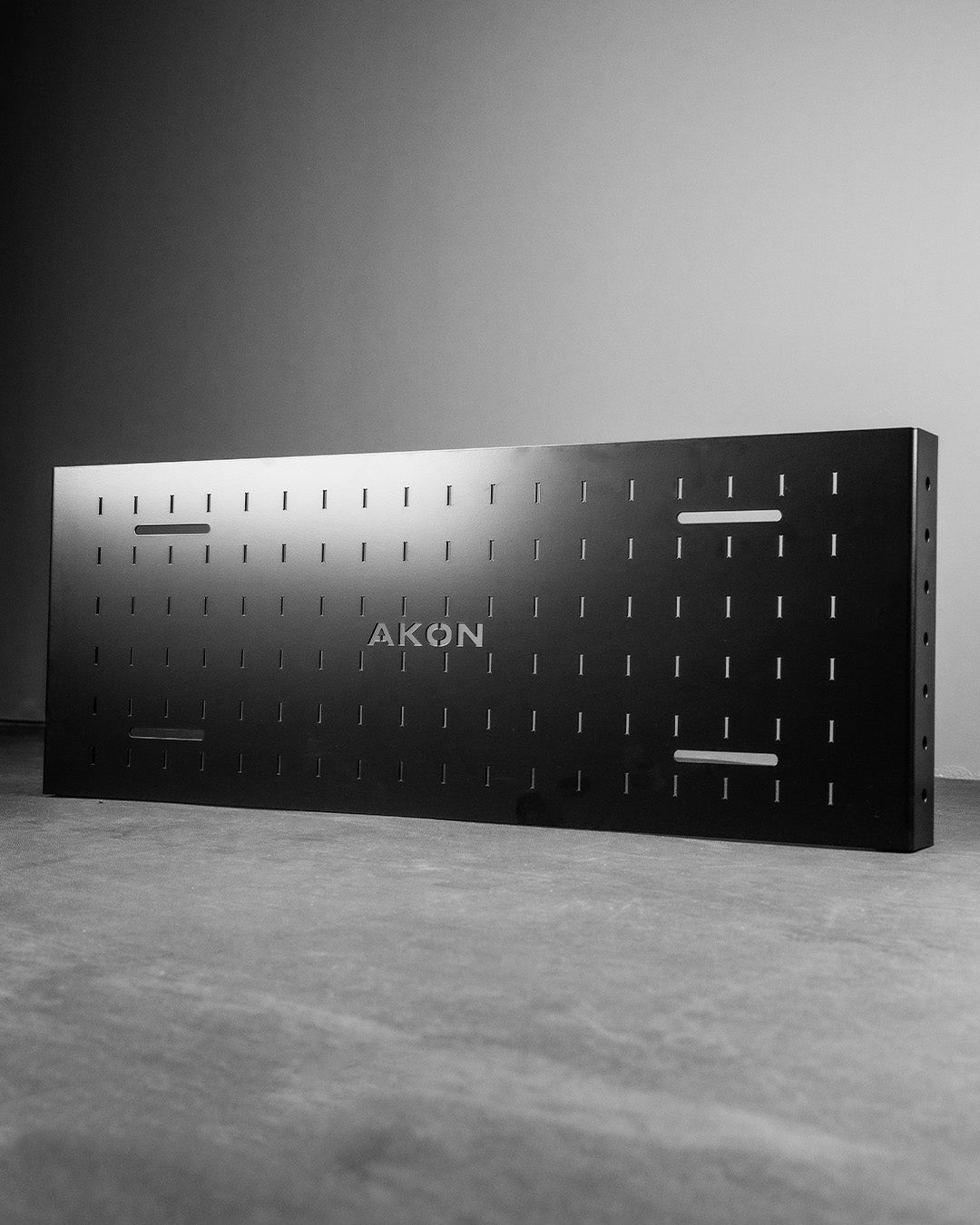 Panel de Almacenamiento Ragnar 1080