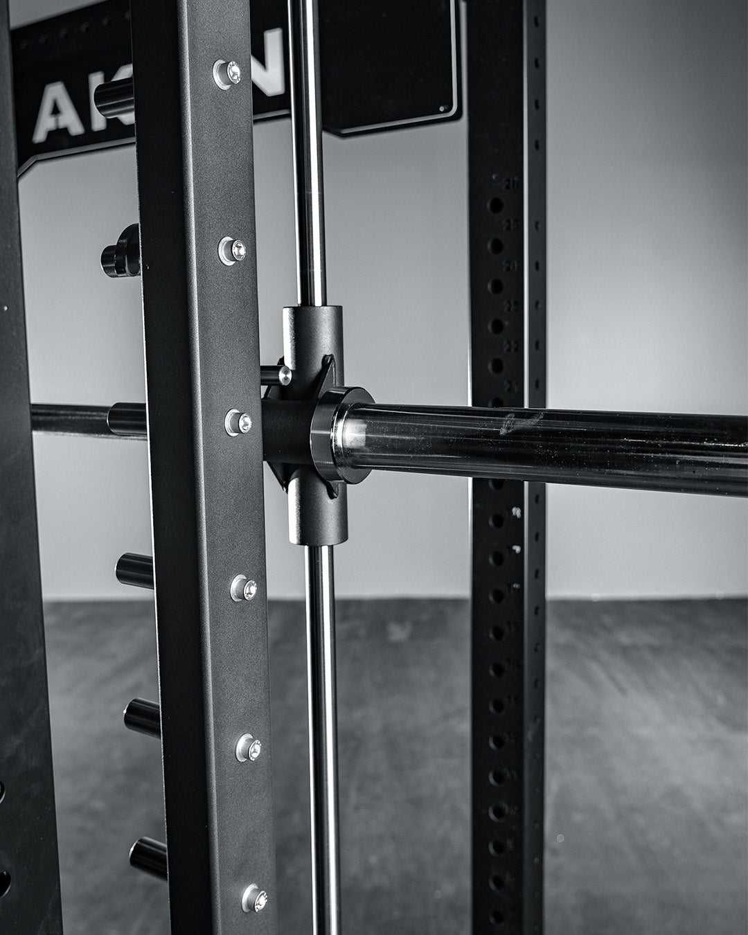 Jaula de Potencia con Multipower Smith Machine Ragnar